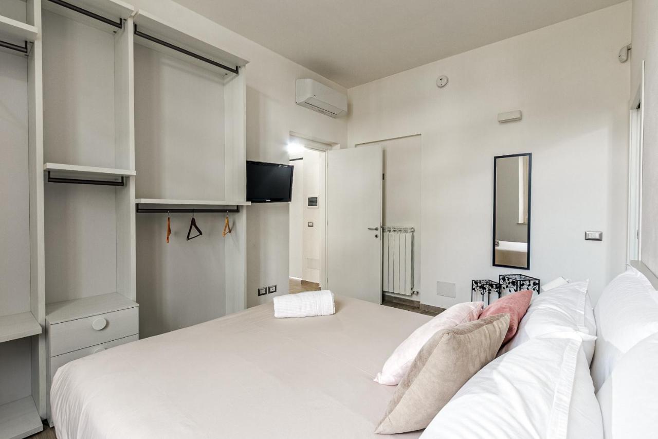 Al 33 Di Via Roma - Apartments Cardano Al Campo Exterior photo