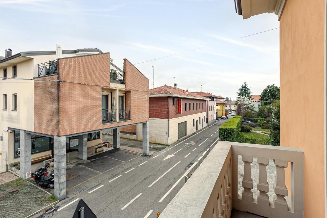 Al 33 Di Via Roma - Apartments Cardano Al Campo Exterior photo