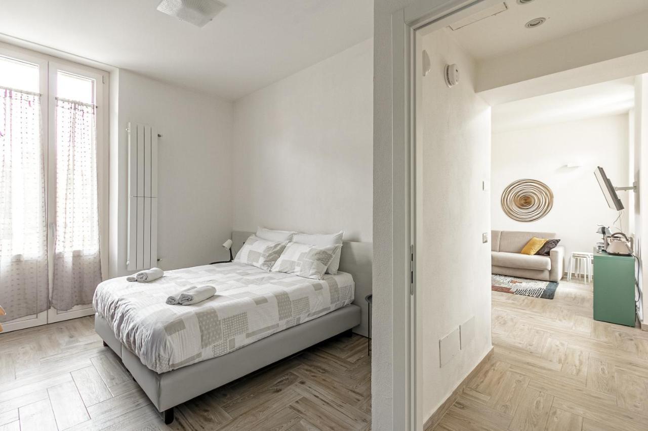 Al 33 Di Via Roma - Apartments Cardano Al Campo Exterior photo